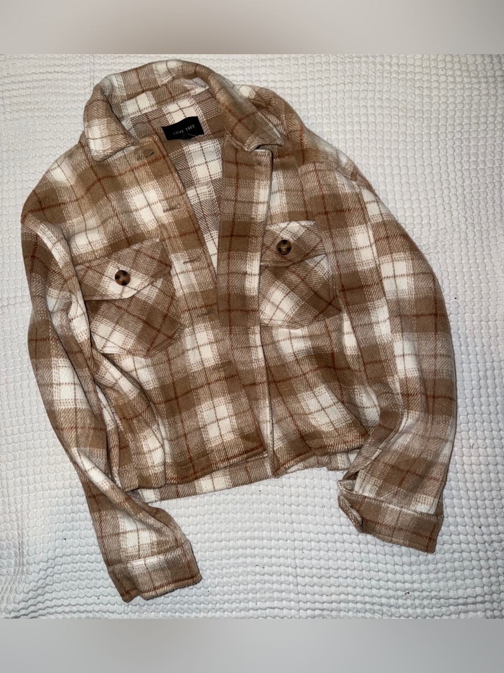 Women’s Tan & Cream Plaid Button-Down Shacket